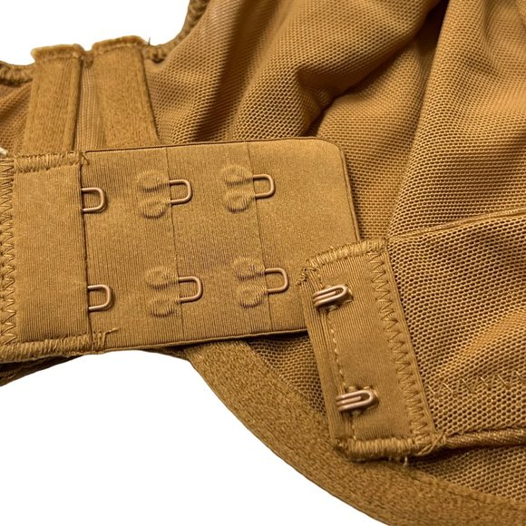 SKIMS Glissenette Straight Neck Underwire Bra Chai 44C - Picture 6 of 8